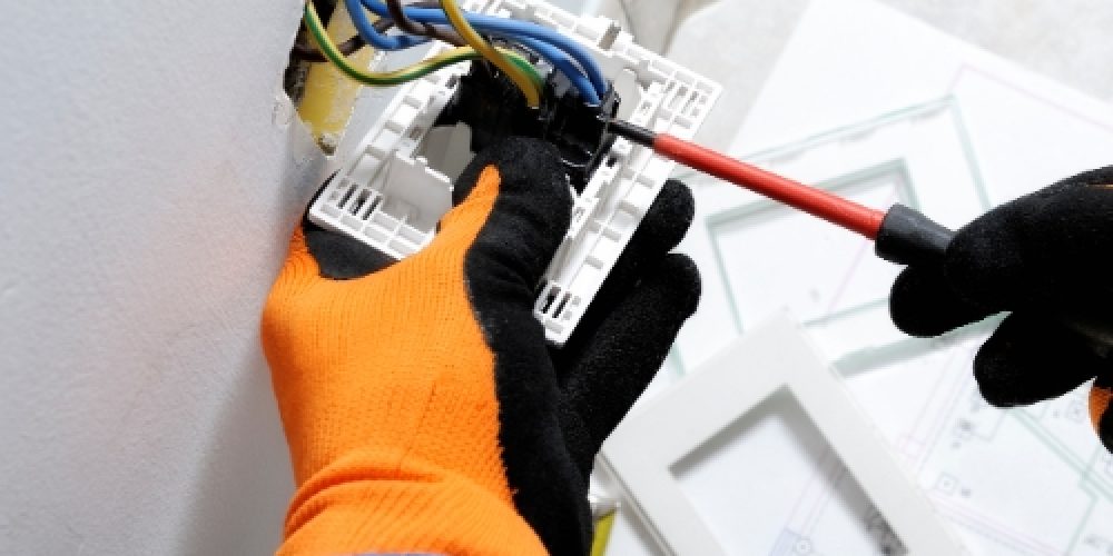 Elettricista-h24-a-Castelfranco-Emilia